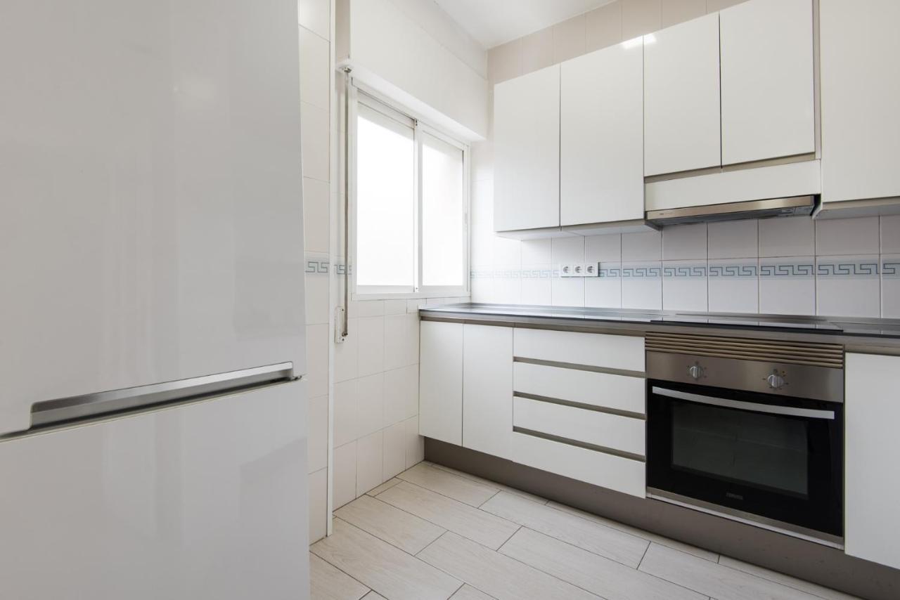 The 2Nd Corner: Central Apartment Ideal For Groups マラガ エクステリア 写真